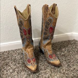 Corral Tan and Red Heeled Boots with Intricate Embroidery